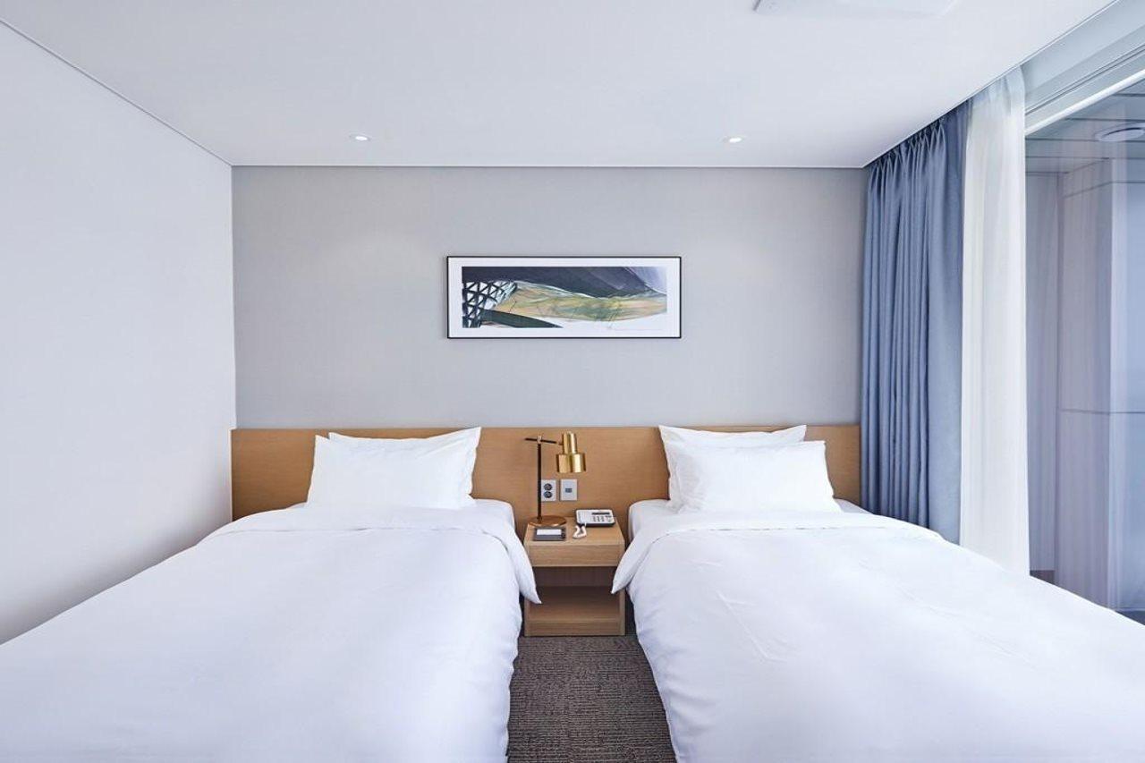 Lavi De Atlan Hotel Пусан Екстериор снимка