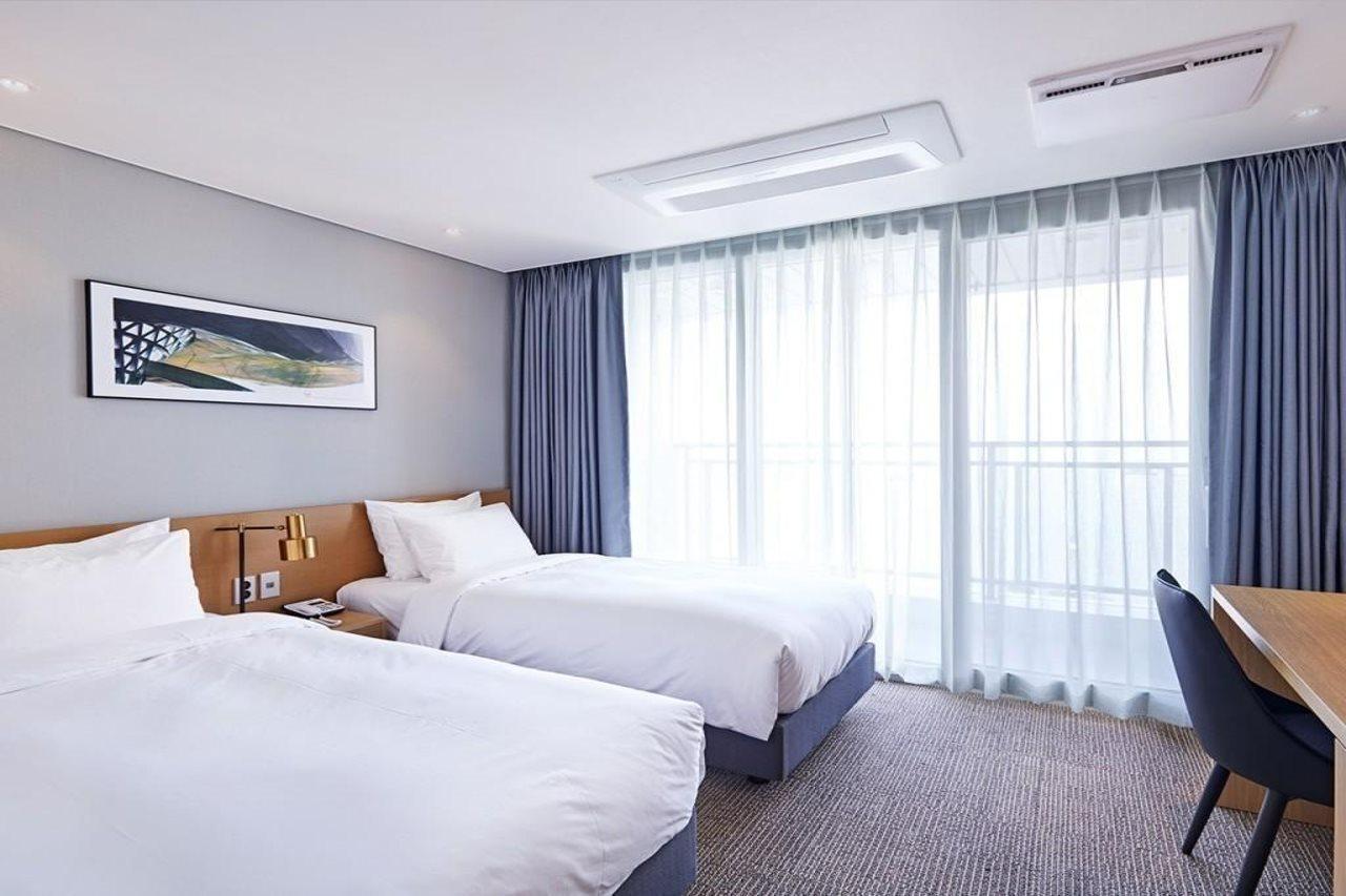 Lavi De Atlan Hotel Пусан Екстериор снимка